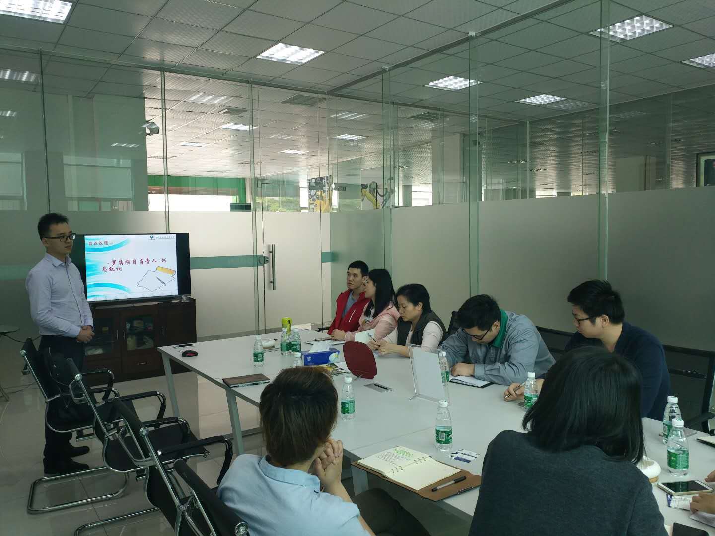 祝贺罗庚机器人签约顺景爱游戏官方网站-爱游戏(中国)